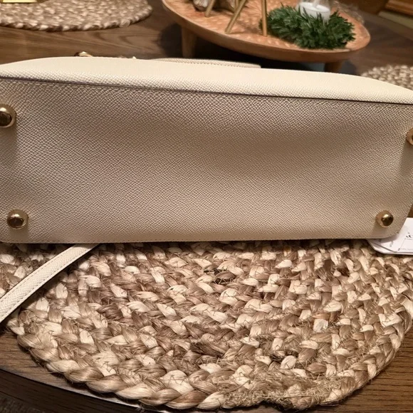 Coach Cream Satchel Bag - Picture 5 of 8